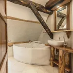 Luxury Rustic With Pool&sauna Apartment